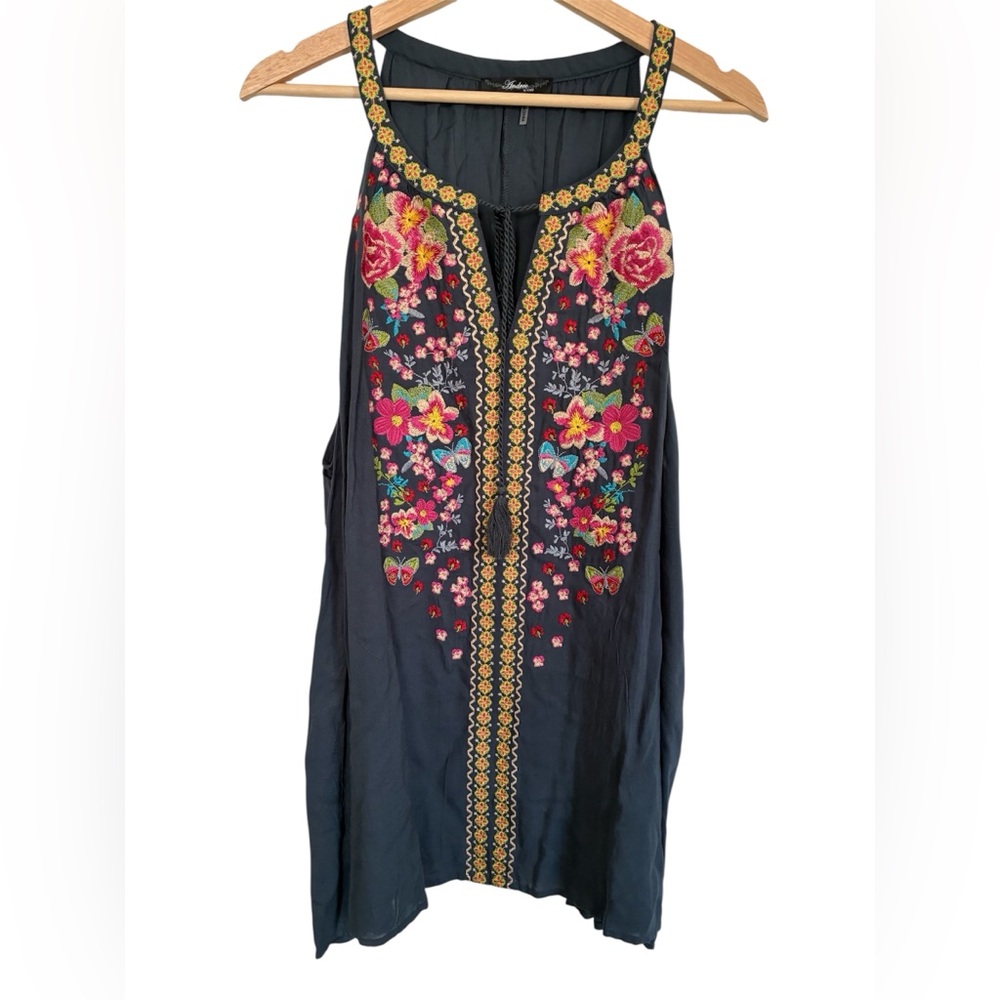 Andre by Unit Top Blouse 3X Floral Embroidered Tasseled Sleeveless Boho